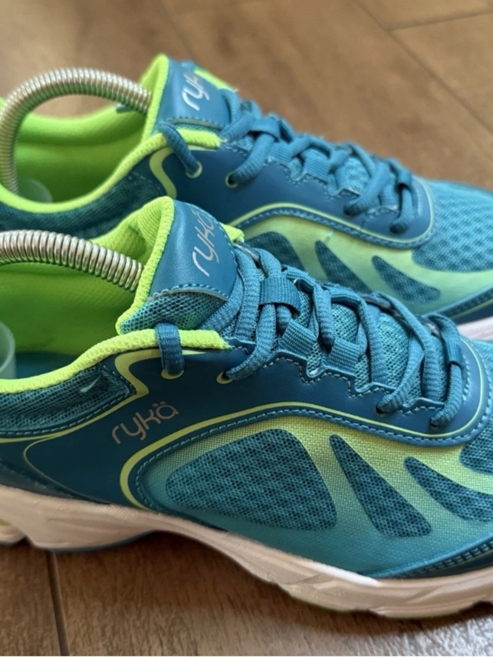 Ryka Wmn's Infinite Plus Memory Foam Green Blue Sneakers Size 8.5M